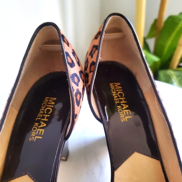 Michael Kors Animal Print Leopard Open Toe Heels With Buckles Size 9M - Picture 5 of 14